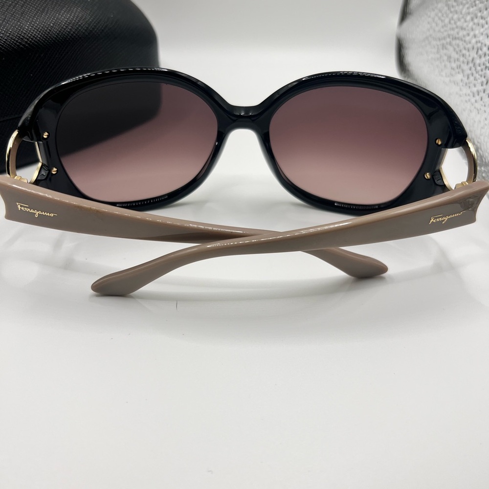 Great Condition Nothing Wrong With It - image 6